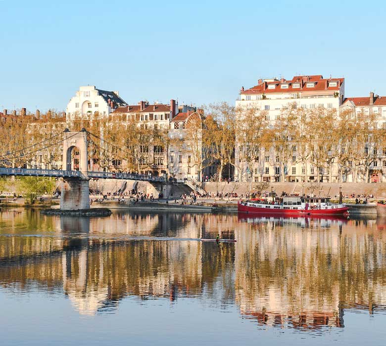 local interpreters in lyon france